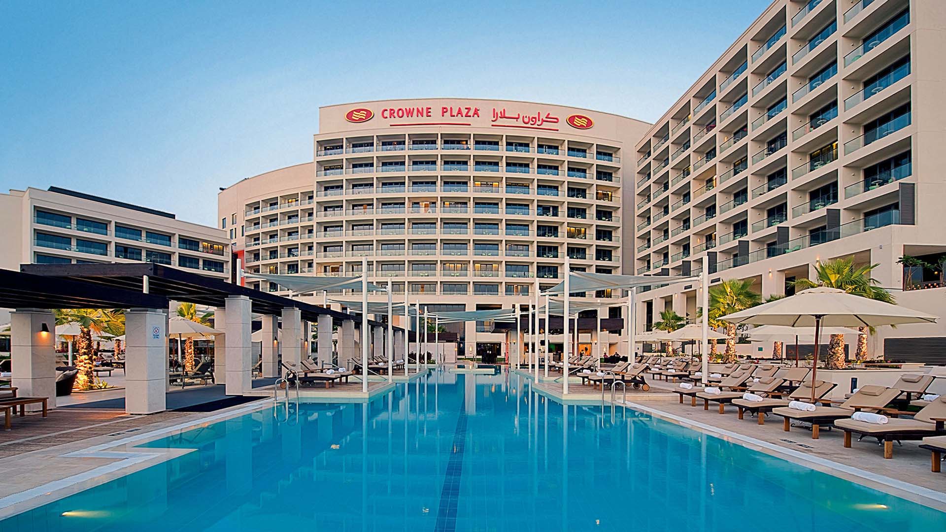 Hospitality & Laisure, Commercial – Hotel Crowne Plaza
