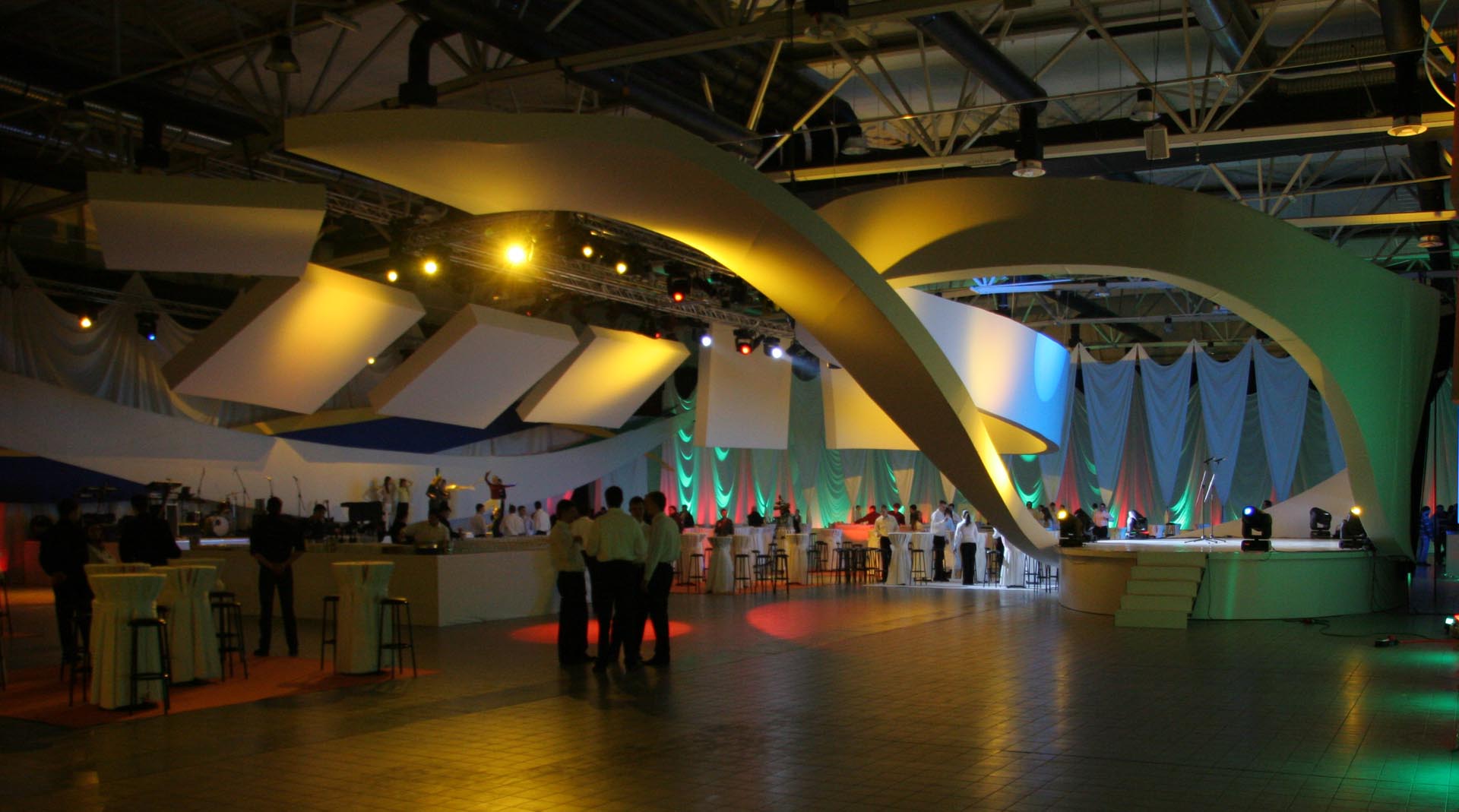 Set design, Brand architecture – BANCA INTESA Corporate events