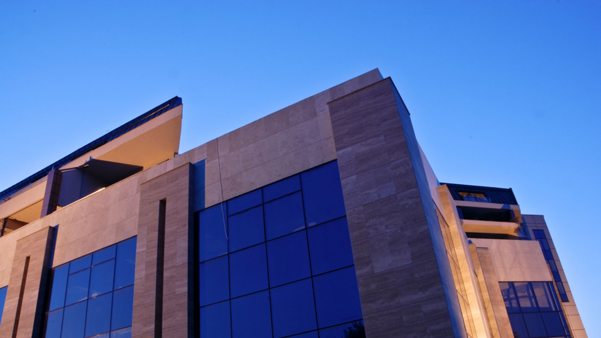 Hospitality & Laisure, Commercial – Hotel Izvor
